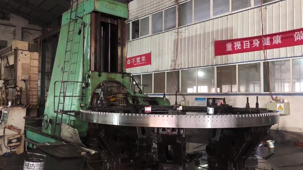 Custom large girth gear ring and drive gear for heavy industrial machinery